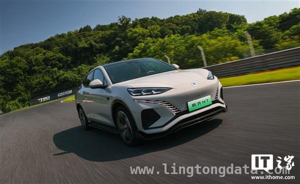 比亚迪腾势 N7 内测更新，解锁无麦 K 歌等新玩法，23/24 款腾势 N7 内测 OTA 更新，性能优化亮点多