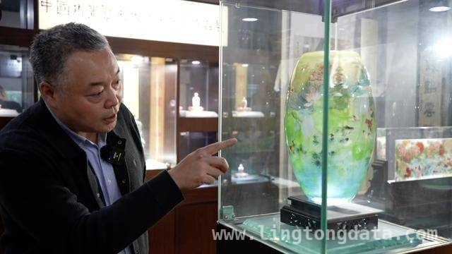 鲁派内画艺术、琉璃烧制技艺与动漫创作的精彩碰撞