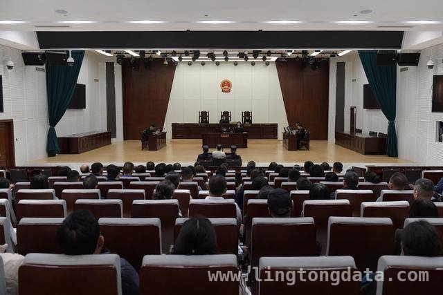 盘龙法院庭审警示教育：为干部廉洁从政敲响警钟 盘龙法院庭审警示教育：推动干部廉洁从政新风尚