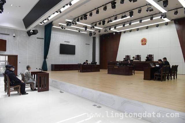 盘龙法院庭审警示教育：为干部廉洁从政敲响警钟 盘龙法院庭审警示教育：推动干部廉洁从政新风尚