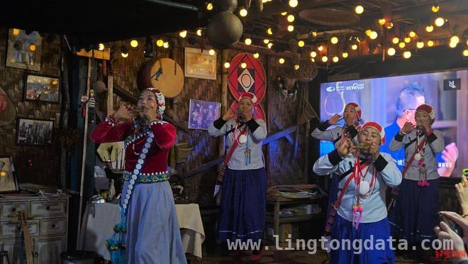 老姆登村文旅新篇：江晓春夫妇的音乐与文化坚守，江晓春：在老姆登村用音乐续写民族文化传奇
