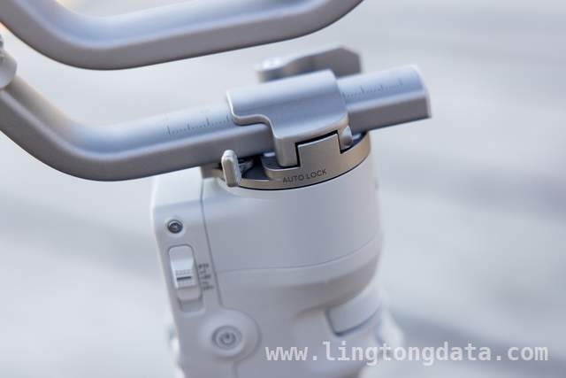 银灰魅力，DJI RS 4 Mini开启稳定器设计新纪元，DJI RS 4 Mini：轻量化与智能化完美融合的稳定器