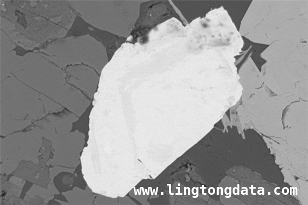 重大发现！新矿物“菱硼硅镧矿”获批，科研与应用前景广阔 中国发现新矿物“菱硼硅镧矿”，科研价值与应用潜力巨大