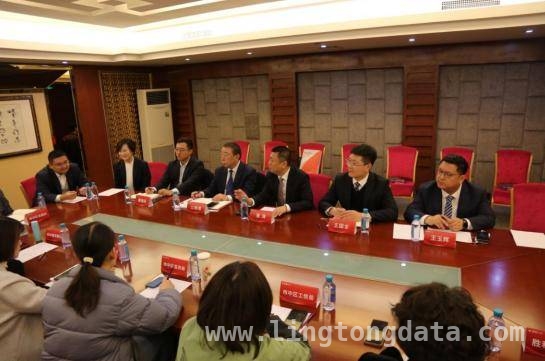 华夏银行济南分行：以金融之笔绘就市中区实体经济新蓝图，华夏银行济南分行发力！金融服务走进市中区助力发展
