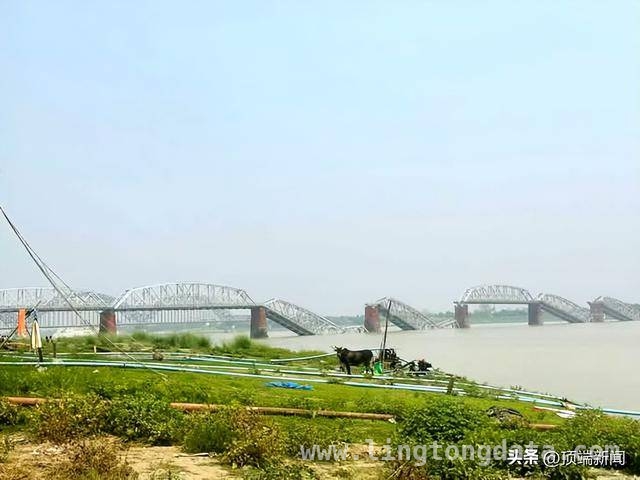 缅甸强震致建筑受损、道路变形，泰国曼谷紧急应对！ 3·28缅甸7.9级地震：城市满目疮痍，邻国亦受波及！