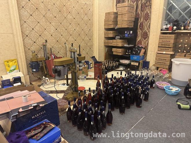 上海虹口警方破获巨额假洋酒案，犯罪团伙现形！