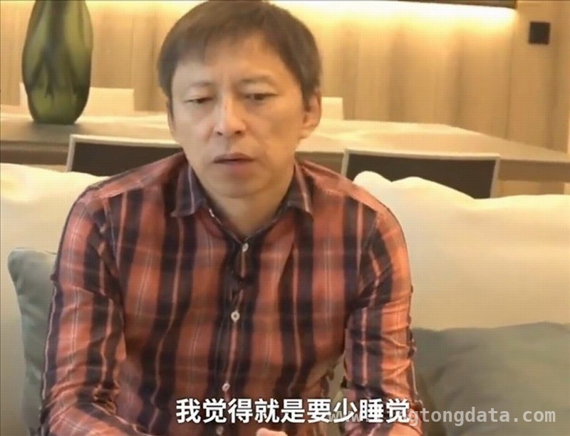 张朝阳谈健康：4小时睡眠不够，一天两餐来助力