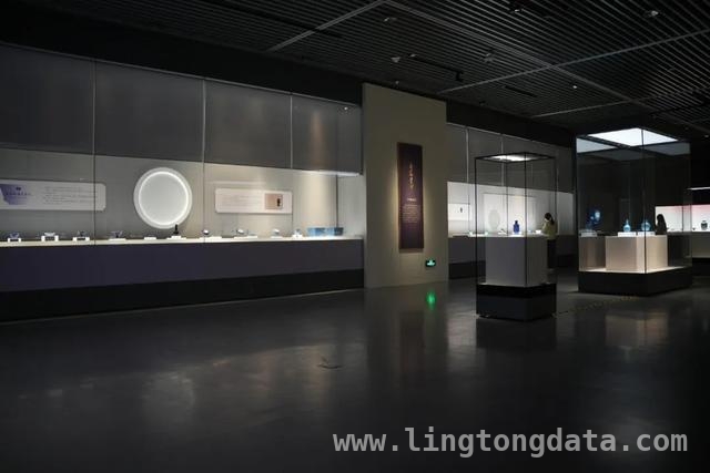 上海之鱼特展：单色釉瓷器的纯粹之美 奉贤博物馆特展，带你感受清代单色釉的魅力
