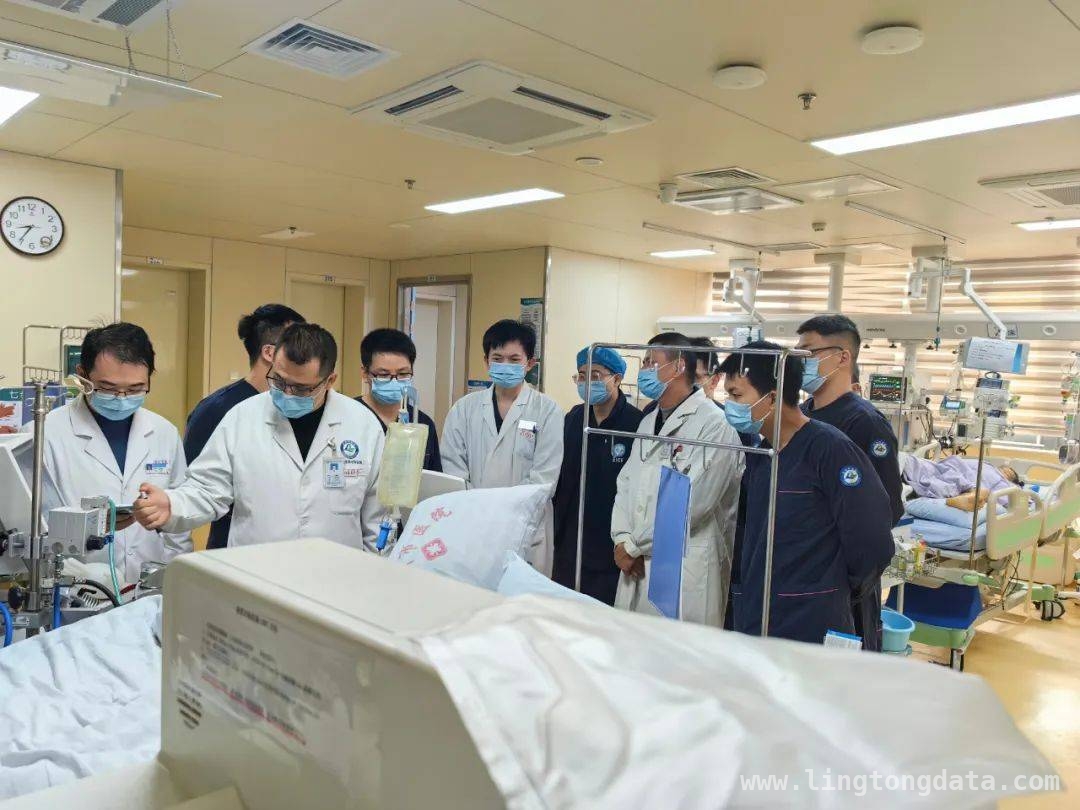 10天100斤含糖饮料，31岁生命拉响健康警报！ 31岁男子因含糖饮料命悬一线，健康警钟为谁而鸣？