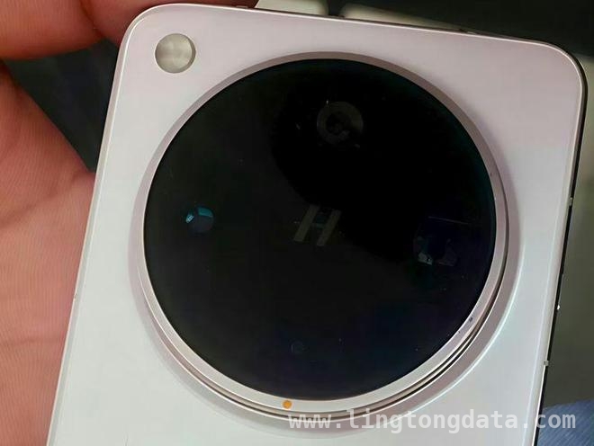 看OPPO Find X8 Ultra如何凭实力出圈，OPPO Find X8 Ultra全解析：拍照、性能、续航一个都不少