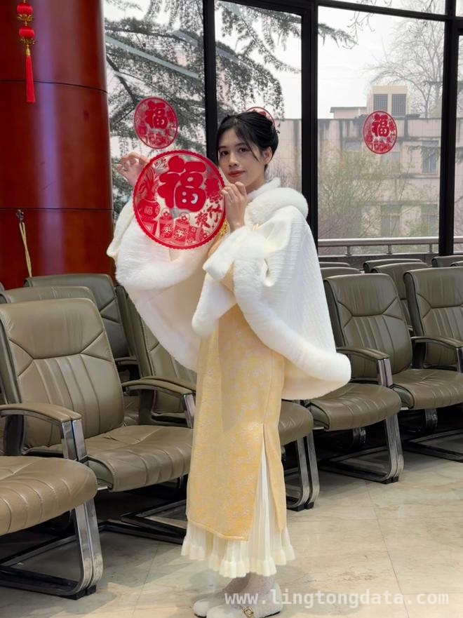 中欧班列下的跨国恋：从相识到携手一生，中欧班列搭起桥梁，异国情侣开启幸福之旅