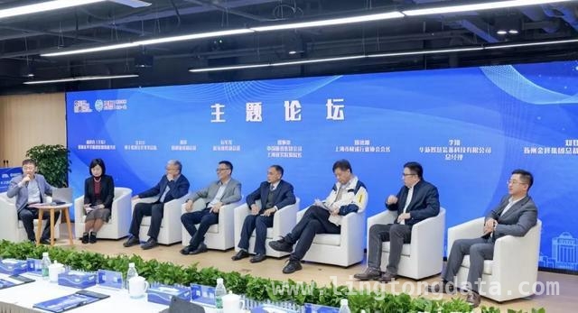 华新镇借圆桌会议东风，布局多产业集群发展新蓝图 3月28日青浦圆桌会议：探讨跨境电商、快递、装备厂商应对之道
