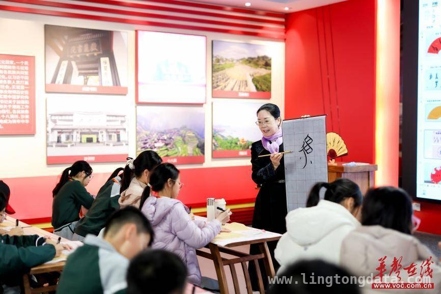 走进湖南雨花非遗馆，佛山学生开启民族团结研学之旅 湖南非遗馆迎来佛山学子：研学实践传承民族精神