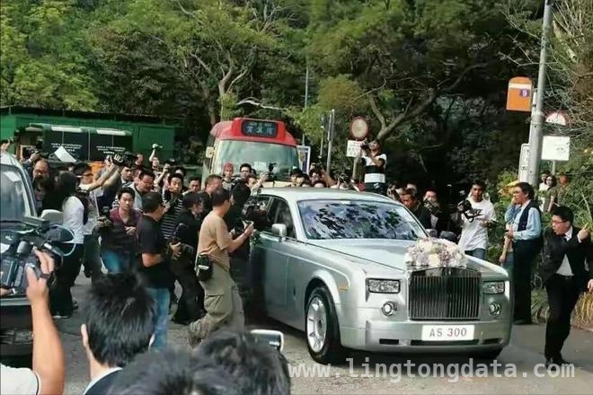5. 当AS300车牌遇上丰田电动车，许晋亨家族豪车故事新转折！ 3. AS300车牌大变身：从劳斯莱斯到丰田电动车，许晋亨品味变了？
