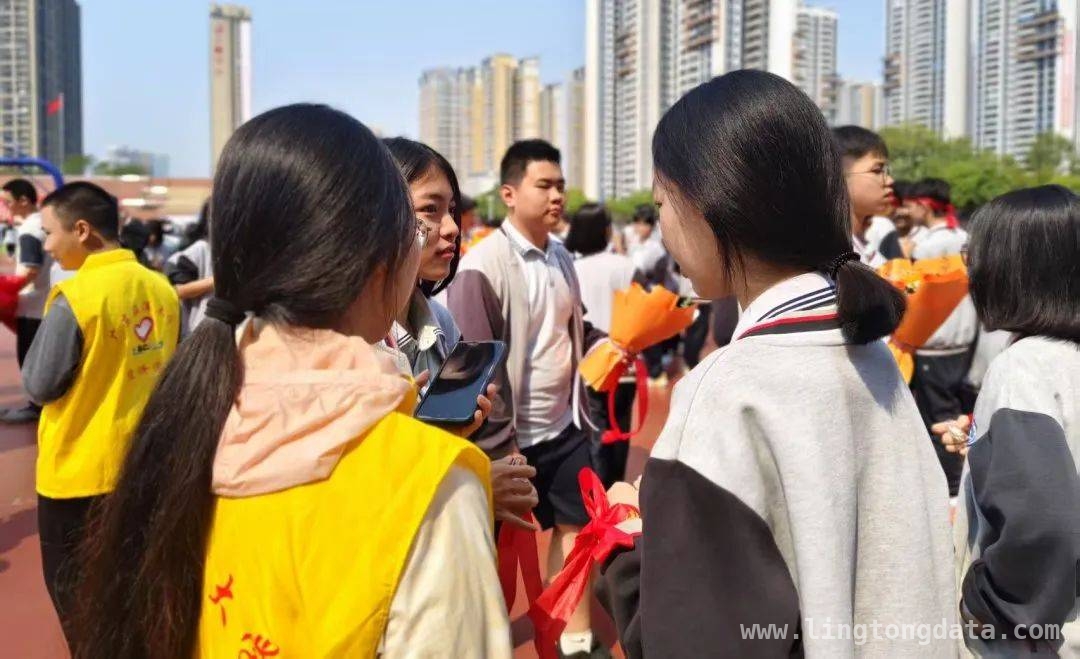 “时光寄语，法护青春”：法治星火照亮青春之路