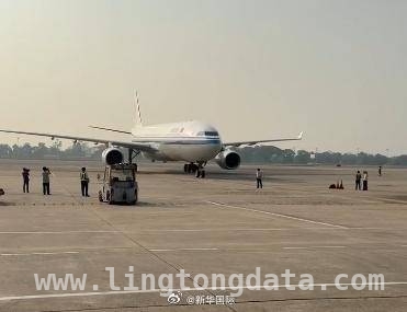 中国救援队火速驰援，助力缅甸震后救援，7.9级地震后，中国救援队奔赴缅甸展开救援行动