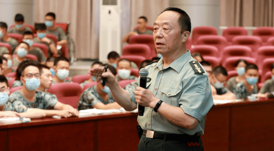 吕冀蜀：从军营到清华园，续写军绿色的教育传奇 最后一课军礼背后：清华教师吕冀蜀的热血人生