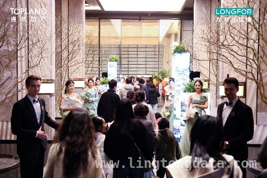 璀璨盛宴启幕，通派龙湖·中原颂引领郑州人居新风尚，通派与龙湖联袂，中原颂第四代奢宅耀世登场