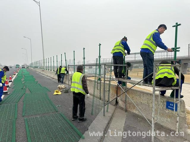 以精细管理，郑州市政为拜祖大典铺就畅行之路，郑州市政精心保障，为黄帝故里拜祖大典添彩