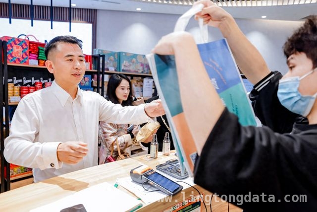 探秘澳门“葡点”活动，畅享葡语国家商品盛宴