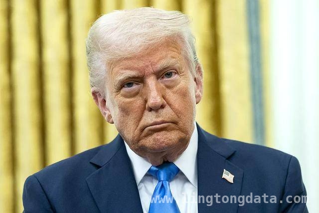 美国特朗普盯上格陵兰岛，军事介入可能性引发争议 特朗普欲强取格陵兰岛，军事威胁引丹麦民众不满