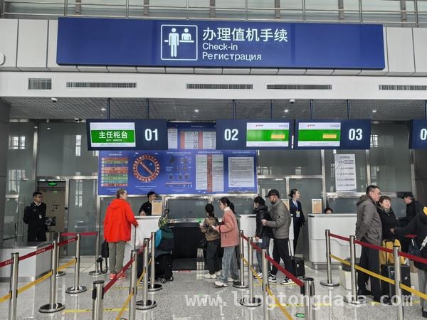 北京-绥芬河首航，为百年口岸插上腾飞翅膀，绥芬河“公铁时代”谢幕，“航空时代”华丽登场