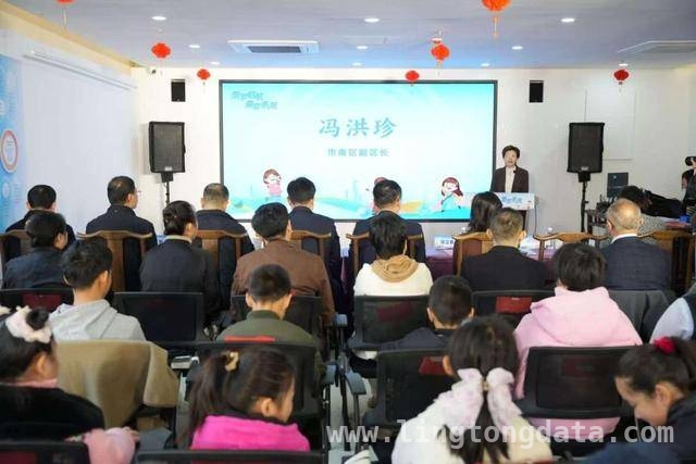 青岛儿童关爱活动启幕，多举措呵护童年，青岛“筑梦”系列活动：用爱为儿童成长护航