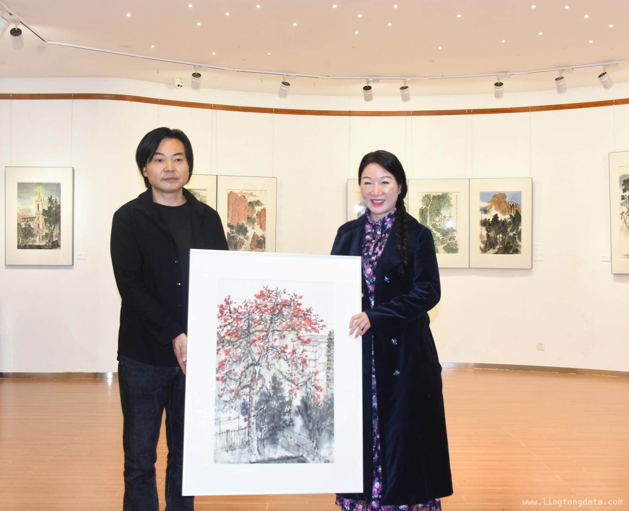 陈树人馆画展：以艺术之名书写英雄篇章，一场跨越东西方的艺术对话，唱响英雄赞歌
