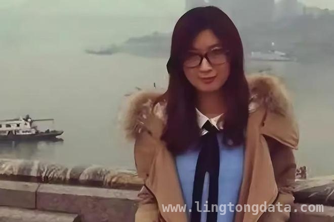 从“国民闺女”到情感沉浮：方舒的传奇人生