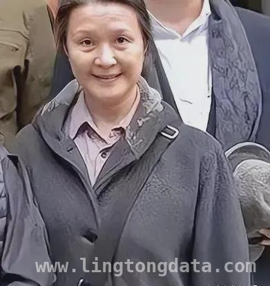 从“国民闺女”到情感沉浮：方舒的传奇人生