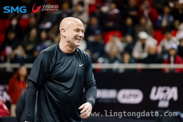 阿加西格拉芙投身匹克球，上海赛事魅力无限 2025上海匹克球赛：阿加西格拉芙引领新潮流