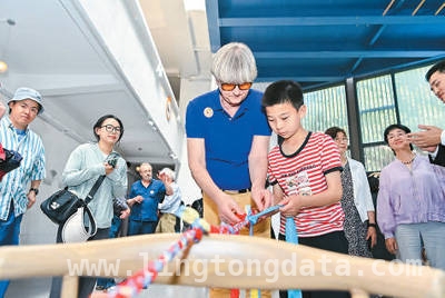 北欧当代艺术中心：让世界看见中国文化之美，艺术碰撞，文化交融：北欧当代艺术中心的魅力之旅