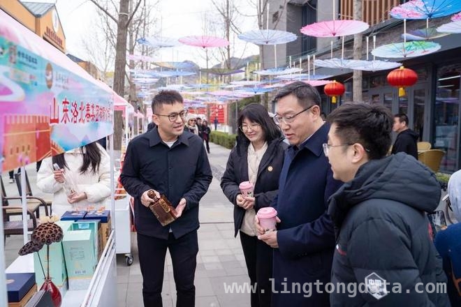 长城脚下老字号盛会，洛北春续写中华白酒文化新篇，洛北春酒香飘长城，老字号与千年古迹共绽文化魅力