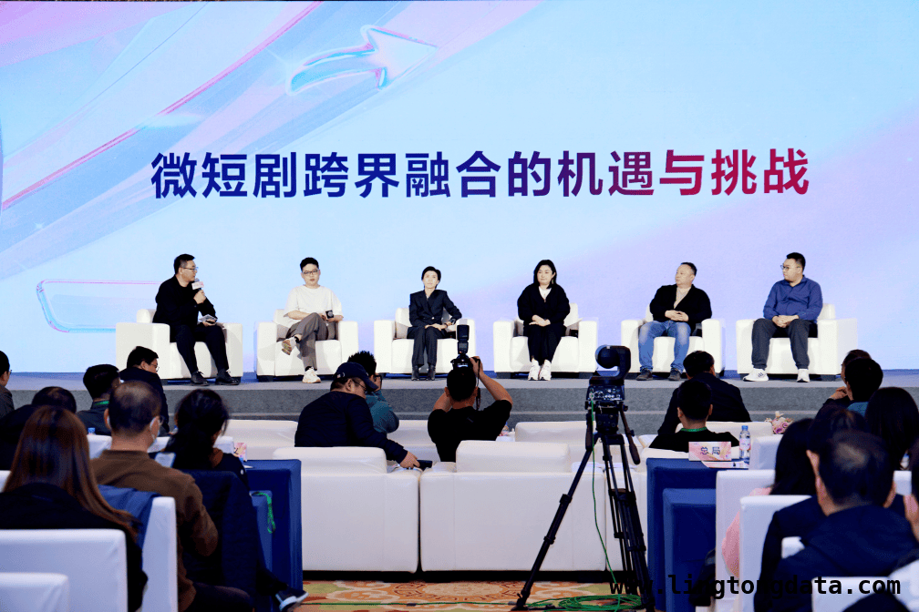 微短剧成文化传播新载体，产业升级正当时，爆款微短剧频出，行业多元发展趋势显现