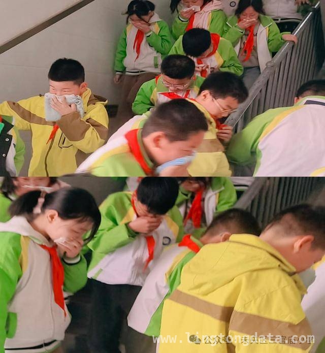 消防演练进三官庙小学，增强师生应急能力