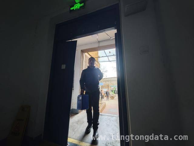 石景山区八角街道社区：智能系统与灭火装置保障电动自行车安全，社区新行动：石景山区用科技为电动自行车撑起安全伞