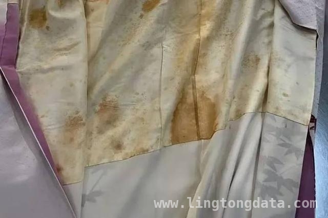 南京海关下属金陵海关查获大量旧和服，洋垃圾禁止入境！