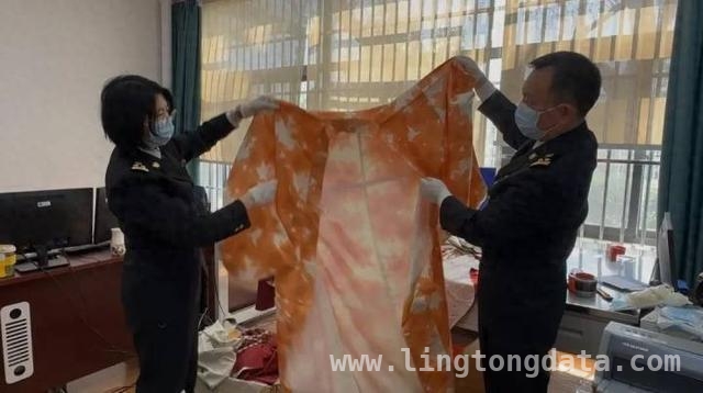 南京海关下属金陵海关查获大量旧和服，洋垃圾禁止入境！
