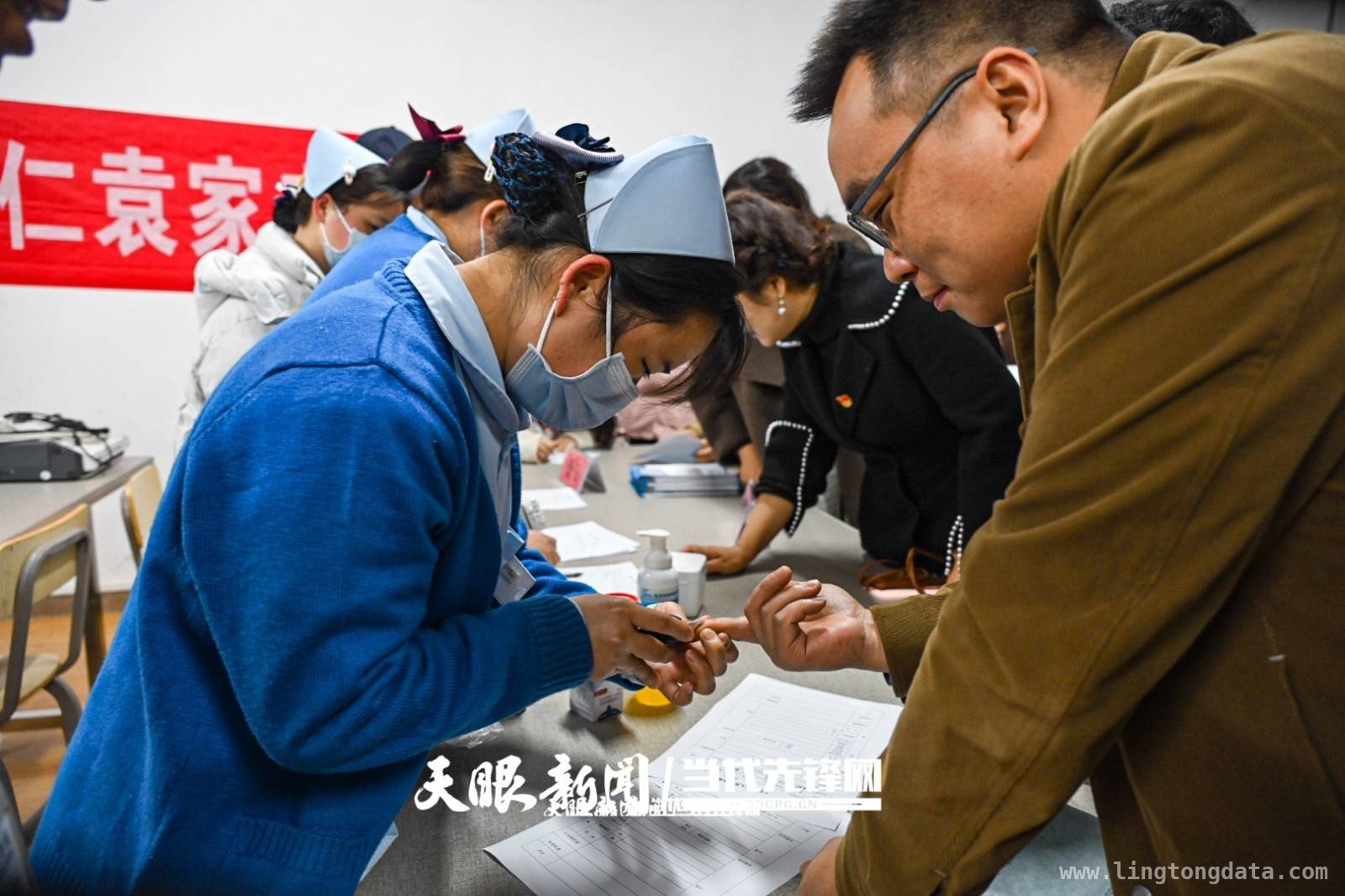 3月28日，铜仁人社活动推动个人养老金制度走进市民生活