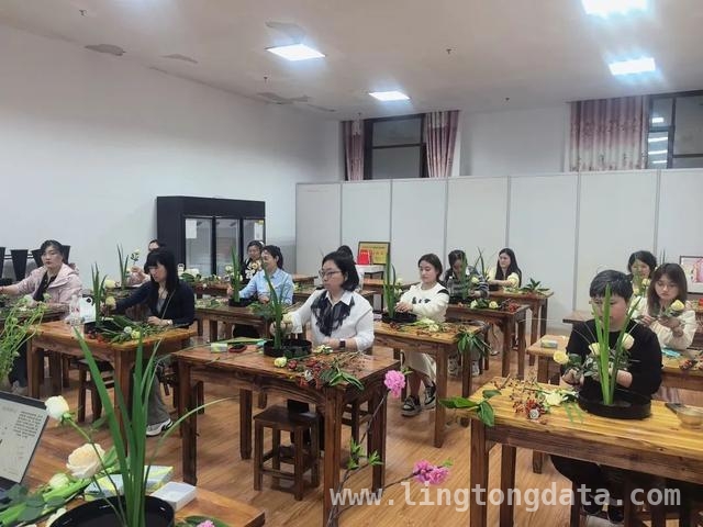 “巾帼绽芳华”：抚州工会公益活动温暖女职工