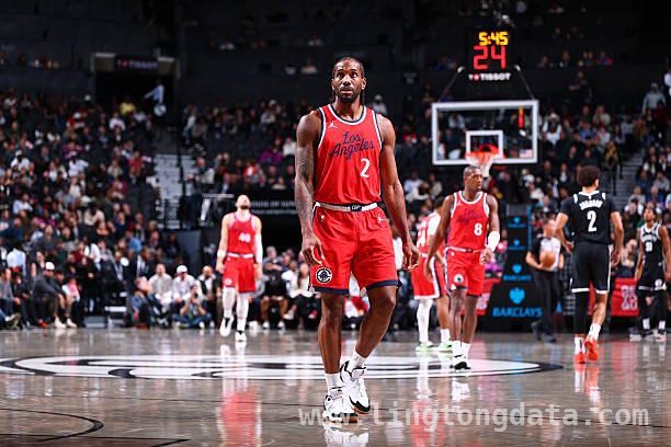 3. 伦纳德表现可圈可点，快船力克魔术排名稳固，2. NBA赛场：快船胜魔术，伦纳德状态回升成关键