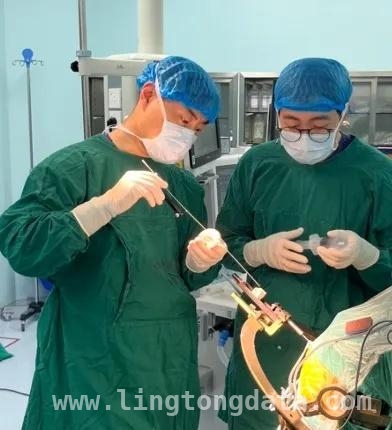 70岁帕金森患者在沪中医医院成功解“冻”！ 晚期帕金森治疗有新招，上海中医医院显神通