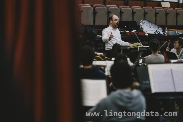 〈茶花女〉登陆上海，感受跨越时空的音乐魅力 廖昌永领衔，经典歌剧〈茶花女〉上海焕新彩