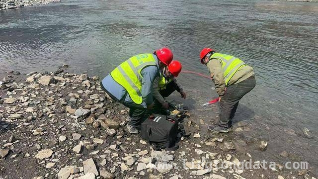 雅江联合多单位开展森林山火应急处置实战演练 甘孜雅江：施工区模拟山火演练 检验应急能力