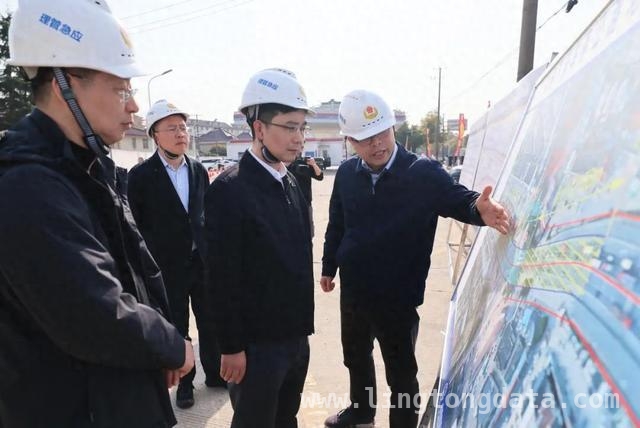 王华杰带队调研叶新公路，强调多方协作保项目完工 4月2日王华杰调研叶新公路，为项目建设指明方向