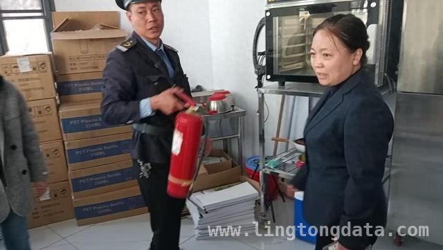 4月1日安惠苑社区：安全生产排查与宣传并进，安惠苑社区安全生产排查，为居民生命财产上保险
