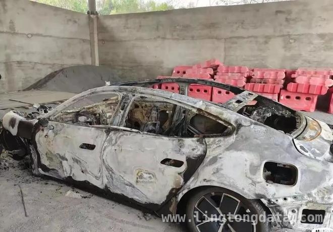 3女生智驾小米汽车身亡，母亲坚称与自动驾驶有关，责任谁来担？ 小米汽车智驾事故：3女生命丧高速，厂商与责任的纠葛！