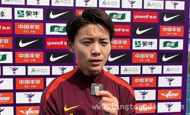 王霜永川发声：伤病面前调整心态，期待进球跳舞庆祝，中国女足王霜永川访谈：目标满满，感恩球迷支持