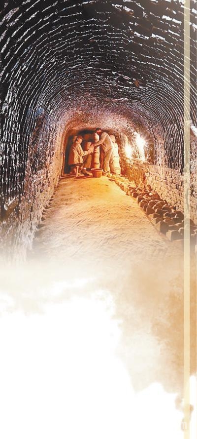 前墅龙窑：守护600年窑火，推动陶都宜兴文旅腾飞，宜兴前墅龙窑：从古老传承到文旅融合的精彩蜕变