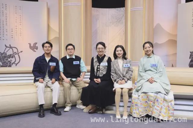 本周六晚，看〈超级语文课〉用创新方式解锁〈红楼梦〉人物命运！，〈超级语文课〉第四季“红楼风暴”来袭，能否让10后学生爱上名著？